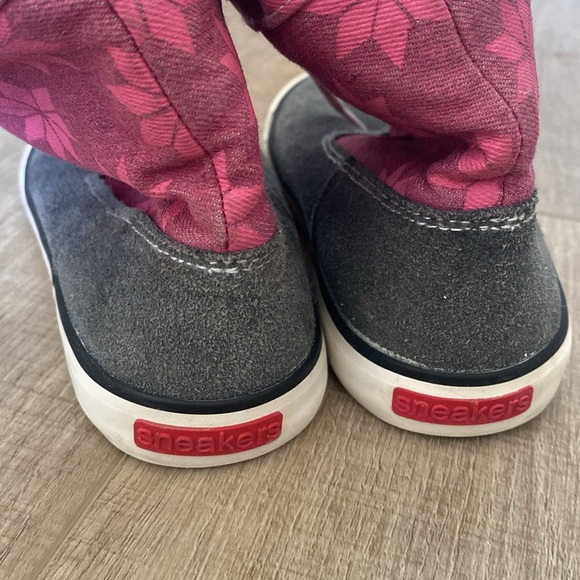 See Kai Run sneaker boots size 11 - Picture 2 of 4